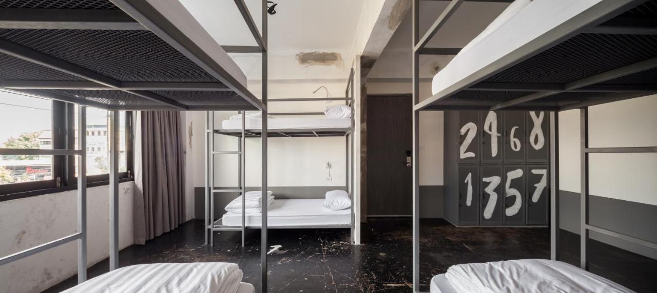 Thunder Bird Hostel Chiang Mai Exterior photo