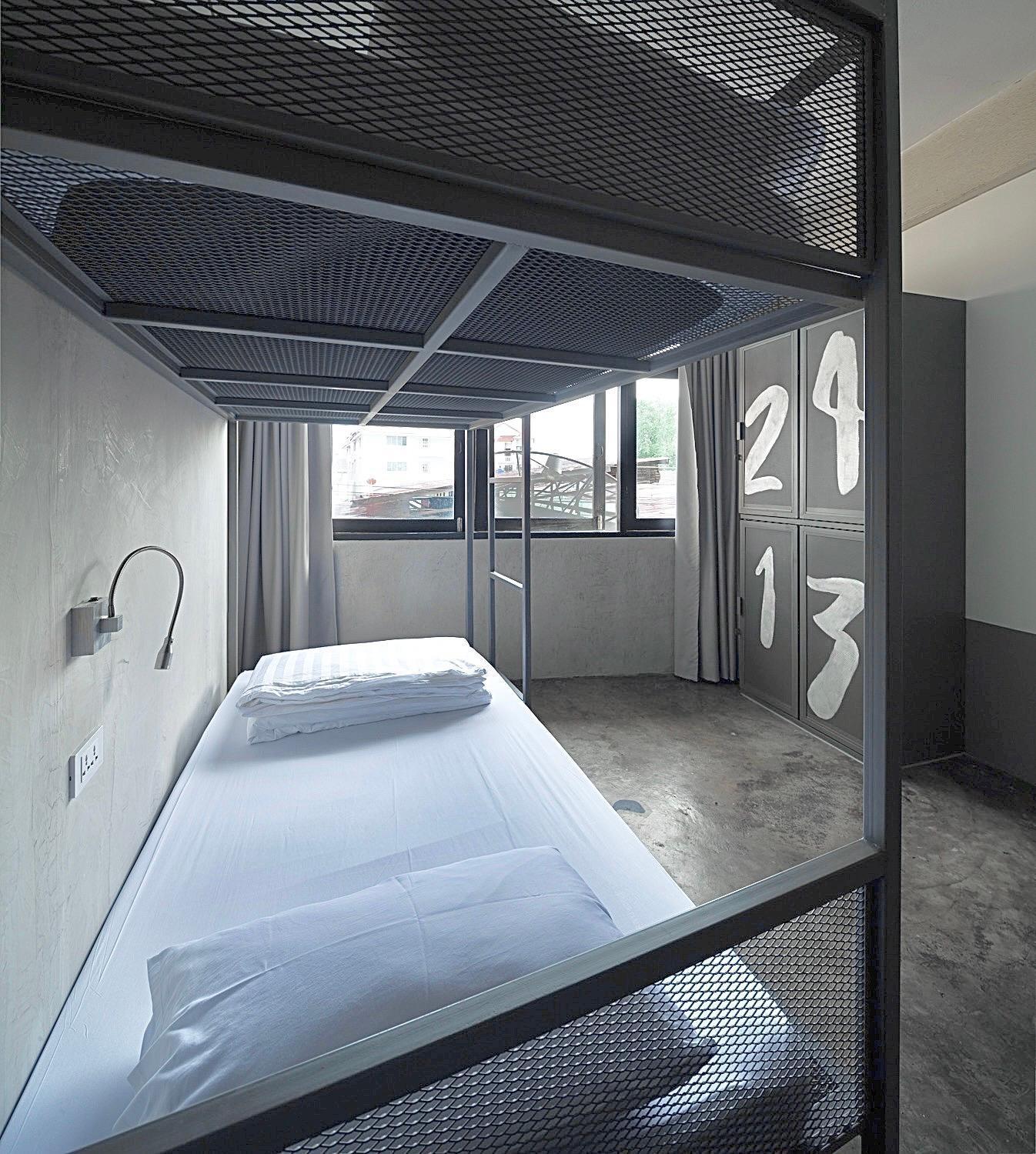 Thunder Bird Hostel Chiang Mai Exterior photo